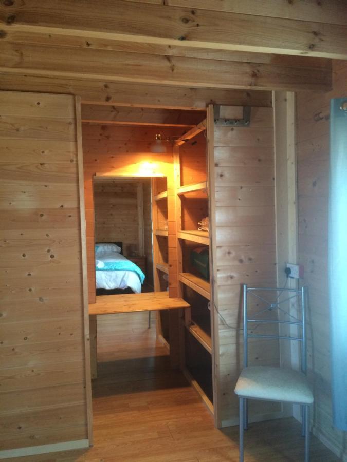Log House Hideaway Villa Johnswell Екстериор снимка